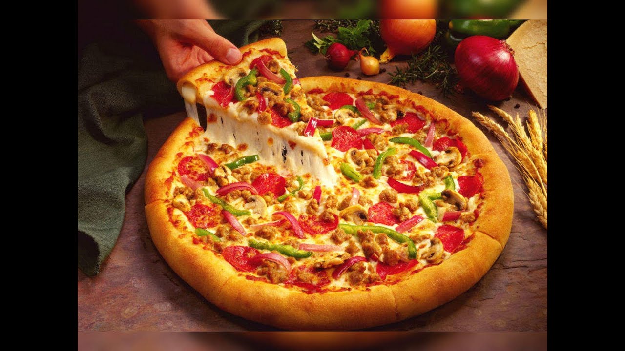 Пицца на праздничный стол: оригинальные идеи для украшения.